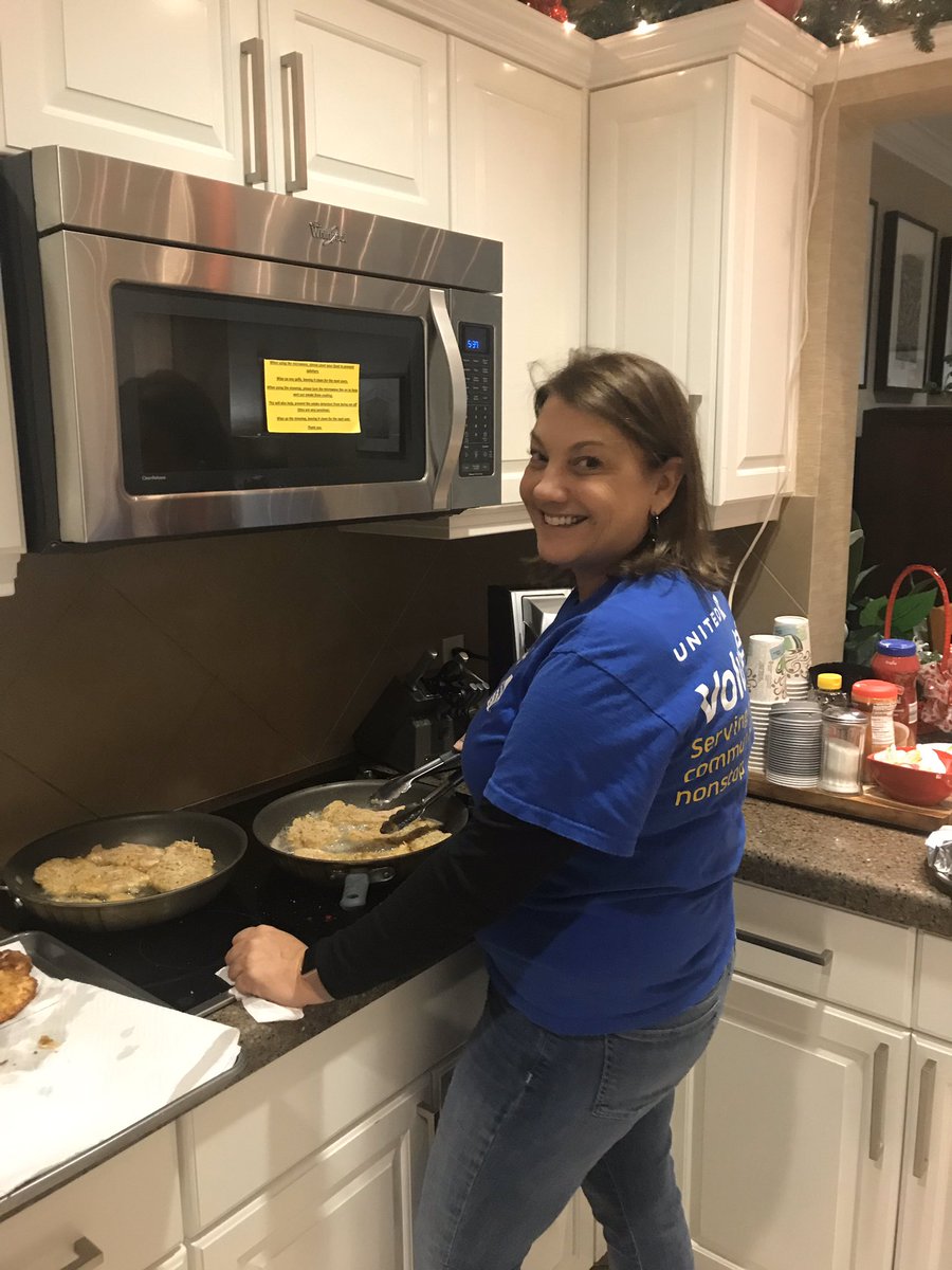 BrianGabrielUAL's tweet photo. Despite my questionable cooking skills, we had a blast making chicken parmesan at @FisherHouseFdtn. 
@weareunited #BeingUnited https://t.co/Fj2fFVs9mg