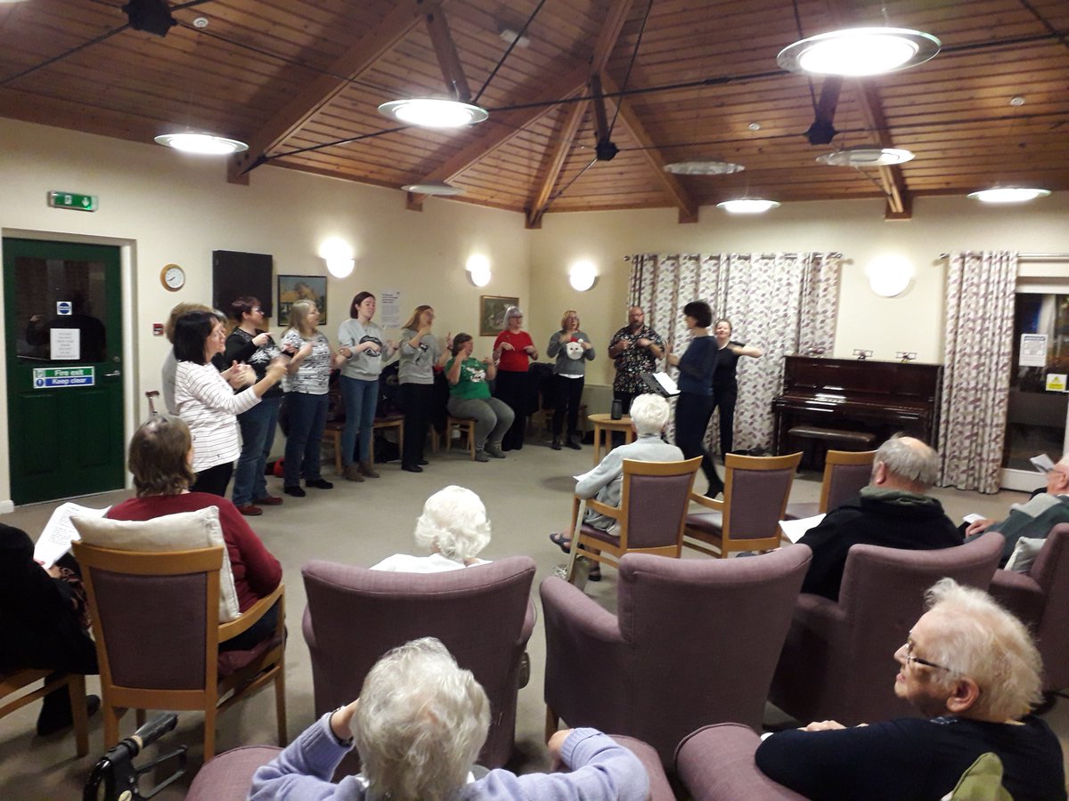 TSilkPlatformHG's tweet photo. Thank you to the fabulous Phoenix Signing Choir for Wed night’s interpretations of popular Christmas songs at our independent living scheme Epperstone Court. Tenants &amp; staff loved it!
@waterloohousing @platformhousing @phoenixsigning #signsinging https://t.co/bBJ2YLedIX