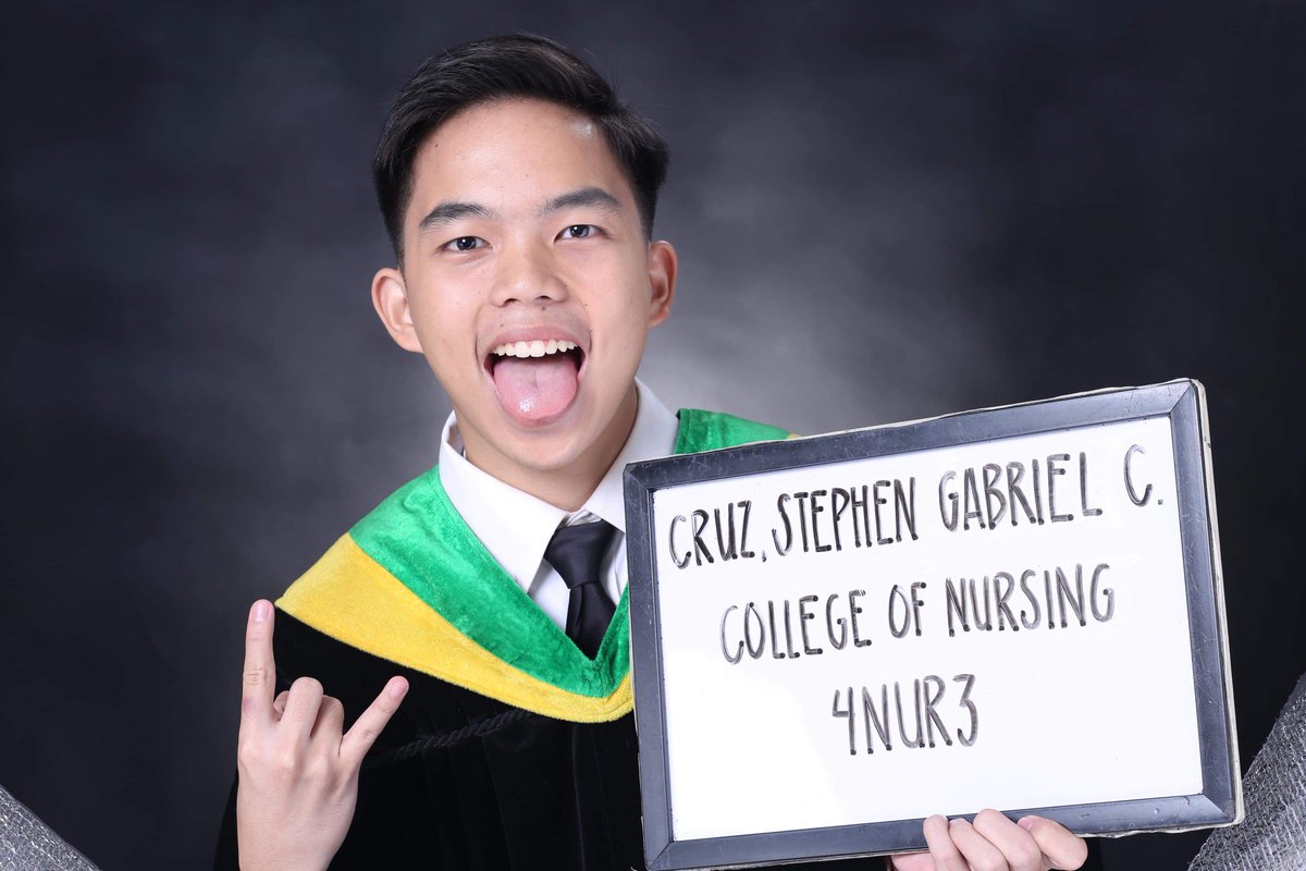pencrz's tweet photo. RN NA AKO!!!!!! Salamat Lord, iba ka talaga 😭❤

Stephen Gabriel C. Cruz, RN 🤘🏻 https://t.co/je0BLrq8J8