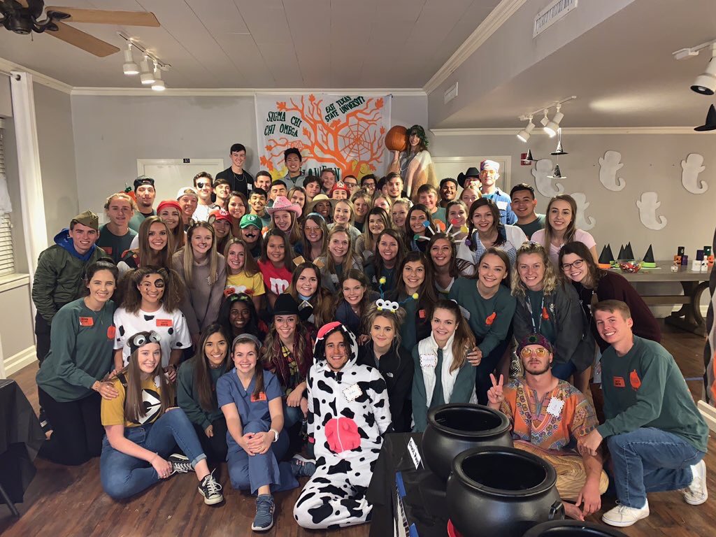 SigmaChiETX's tweet photo. Happy charter day to the amazing ladies of @ChiOSigmaZeta y’all do such great things on and off campus and we have been lucky to have such amazing memories with y’all and we can’t wait to see what the future holds! 💙💛❤️ https://t.co/5nRFQgefbL