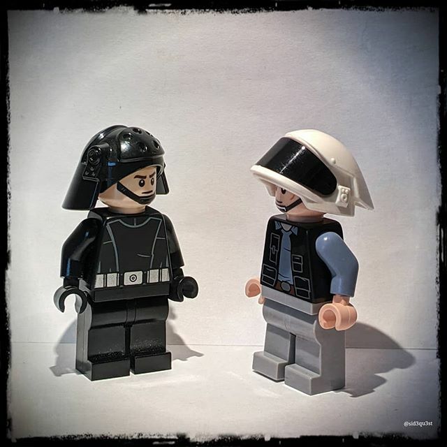 silentturmoil's tweet photo. ...Nice helmet. 
Likewise... #starwarsinstagram #starwars #starwarslego #legoinstagram #lego #legophotography #toyinstagram #toyphotography #rebel #imperial #starwarscostume #srarwarshelmets https://t.co/t8JsoGJ5WB https://t.co/DAJ2MbP5yP