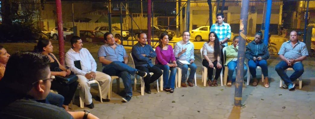 veronicabad's tweet image. Iniciamos recordando a nuestros compañeros #PresosPolíticos @JorgeGlas @PaolaPabonC @virgiliohernand @hijodeabel @jofrepoma y #PerseguidosPoliticos @MashiRafael @GabrielaEsPais @solbuendia @marcelaguinaga @marcelaholguin @SofiaEspinRC @cviterigualinga 
..a todos #NoEstanSolos