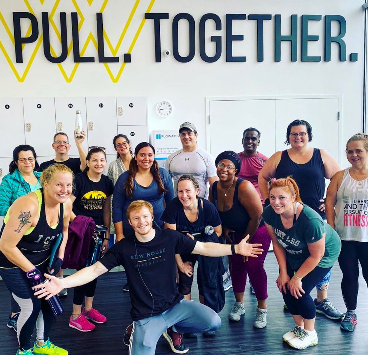 row_house's tweet photo. We inspire, motivate, and pull together as one crew. One boat, one goal, one community. Great job, @rowhousewiregrass crew 💛🖤.  #rowwithus #thosewhoknowrow #onecommunity #crew #onecrew #indoorrowing https://t.co/srWfDgAHs4