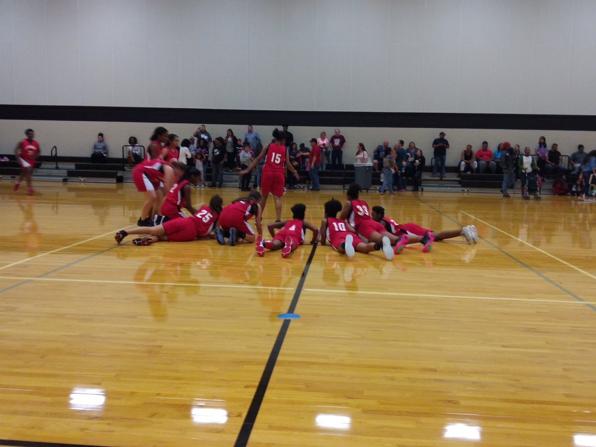 CounselorsRpjh's tweet photo. Our 7th grade A-Team girls were on fire tonight. Super excited about this BB season! Way to go Lady Razorbacks! #proudtobeaRazorback https://t.co/fcyHIuQI6N