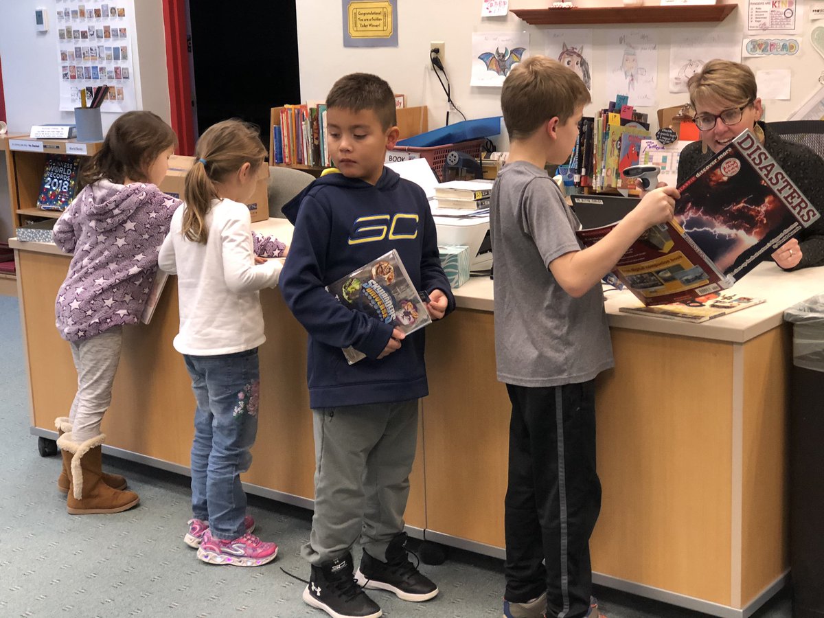 AdaFHPS's tweet photo. Library at Ada is always a WIN! 💚 #AdaReads https://t.co/QGrvZckGJ4