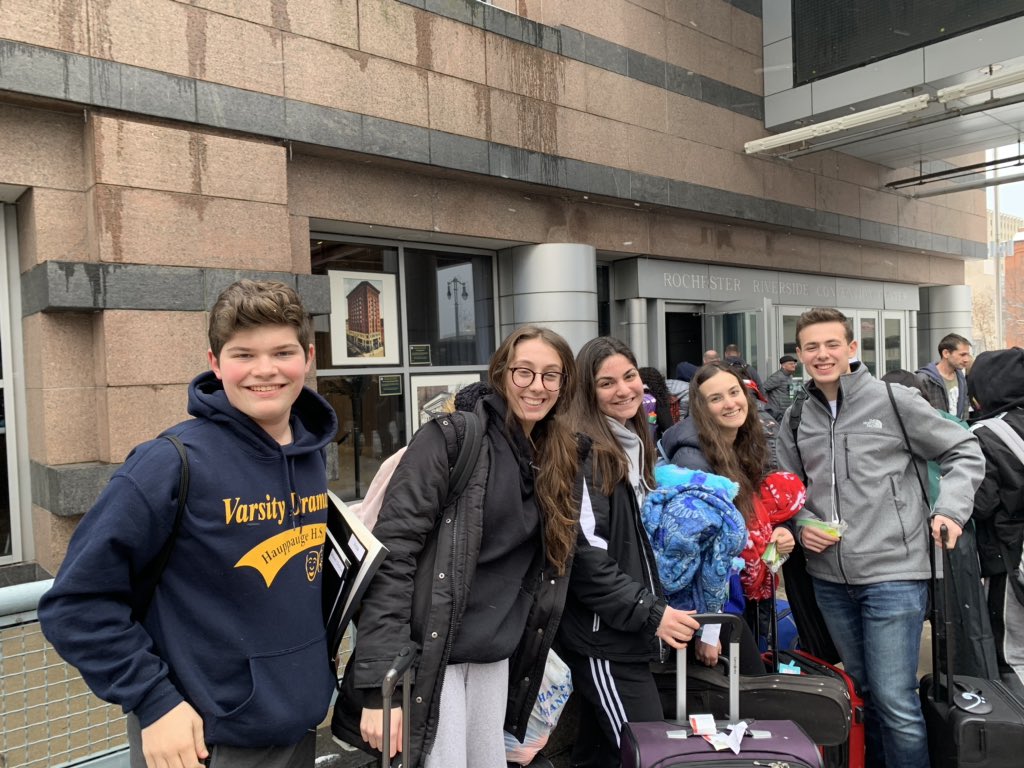 hhs_strings's tweet photo. Afternoon arrival in Rochester!! All 5 Currently rehearsing with their music ensembles at the Nyssma winter conference! #makebeautifulmusic @laurasteg27 https://t.co/HztCx6IRu7