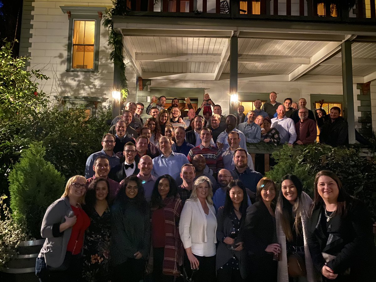 MJHolthaus's tweet image. The best part of my job is meeting SMG rock stars around the world! Celebrating with US Inside Sales, with this team our future is bright! #teamworkmakesthedreamwork #smgrocks #bestteamontheplanet