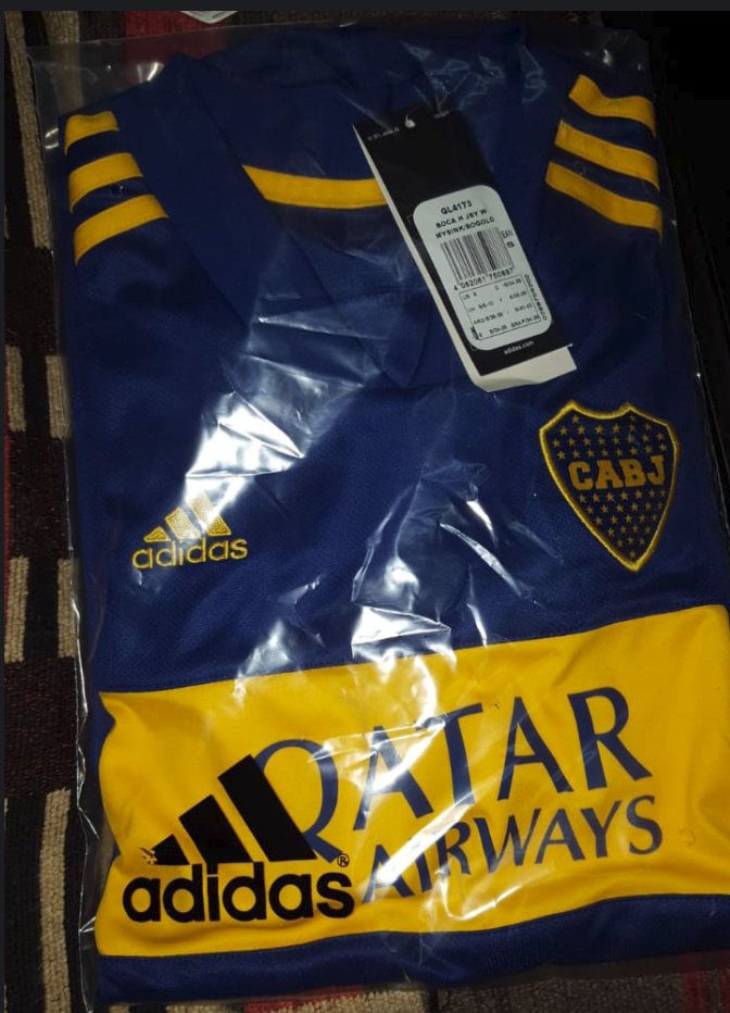 la12tuittera's tweet photo. AHORA | 

Primer vistazo a la camiseta de #Boca marca #Adidas, modelo 2020

via @AdriBordon09 https://t.co/cqE8tQh1Dp