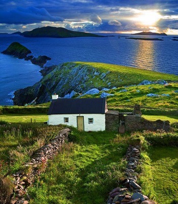 LE_DeLano's tweet photo. ✈️ O'Briensbridge,  County Clare, Ireland 🇮🇪  
#travel https://t.co/HKoIJprHEa