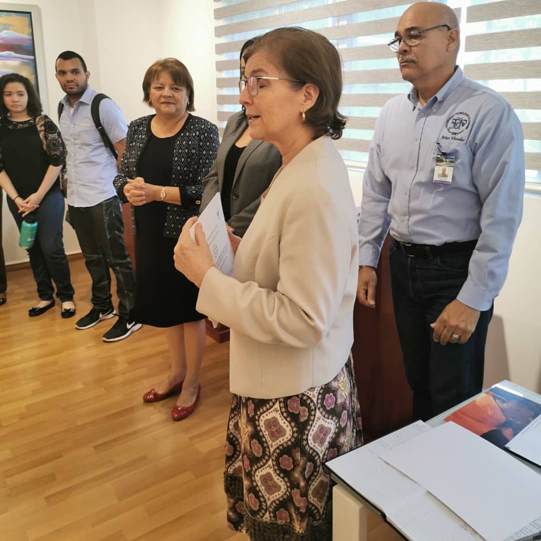 utpfii's tweet photo. El día de hoy se realizó la ceremonia de premiación del concurso "Siguiendo el hilo del arte en la UTP" donde resultó ganadora Nayaris González, estudiante de la FII.

#turutahaciaeléxito #mejoracontínua #utpfii #fiiutp #concurso #hilodelarte #convenioandrésbello https://t.co/I9hjN2pYEd