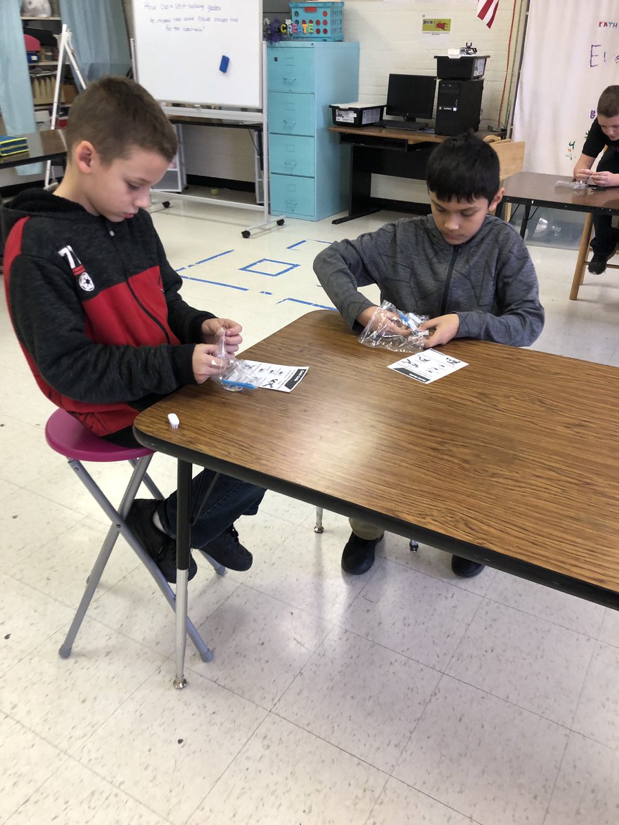 MrsGazaway's tweet image. 4th - 6th grade Robotics students built their very own brush bots. They built them, tested them, and redesigned them multiple time. The best part was that they were able to take them home! Every student was engaged the entire class. #elementaryrobotics #teamlamonte #vikingpride