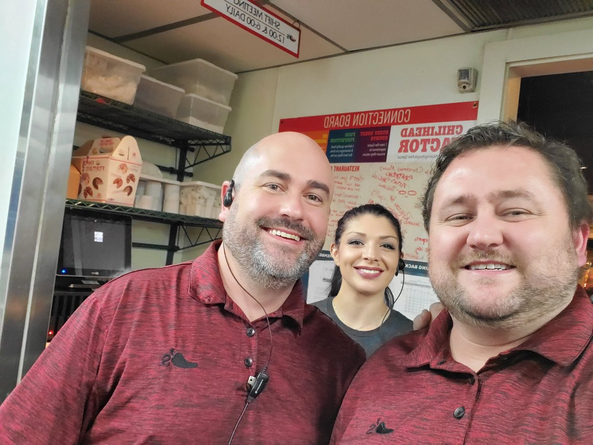 bobthetomato_99's tweet photo. Great last 2 days playing restaurant with teams Mckinney and Coit! Awesome 2nd degree from Kathy and great job with training Crystal! Steve is dressing like me now too! #chilislove https://t.co/cQJNQClvvt