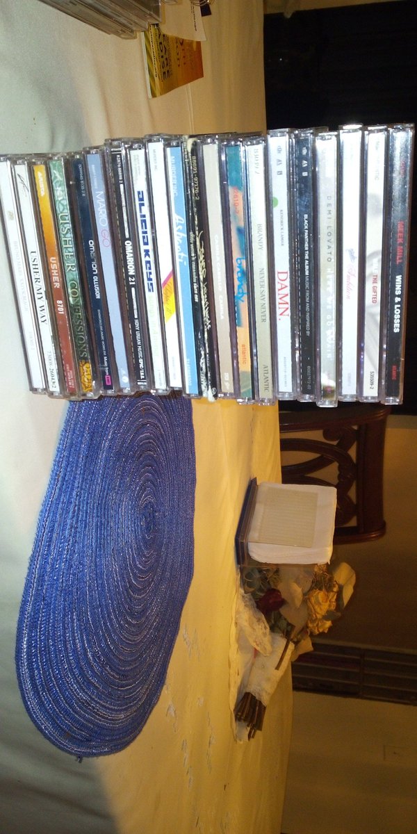 say_naja's tweet photo. See your fave? Mine are @MeekMill #WinsAndLosses, @Wale #Ambition, Demi Lovato #HereWeGoAgain, @Usher #Looking4Myself, 8701, #MyWay, @ashanti #Ashanti, @aliciakeys #songsinAminor, @Omarion 21, @OHYESMARIO #GO & @BrunoMars #XXIVKMagic https://t.co/secEVMohOq