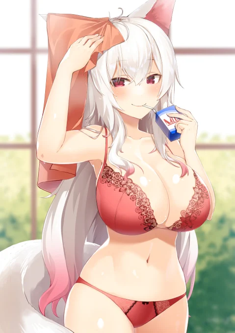 ・狐っこのイラストお風呂上りの一枚。「今日はお買い物お買い物……これちょっとキツいし新しいの買わないとかな……」※無断転載とか勝手に持ってって使ったりするのはNGですよ※イラストはコミッションとして制作を依頼したものです※笹目めと先生に描いていただいてます!! 