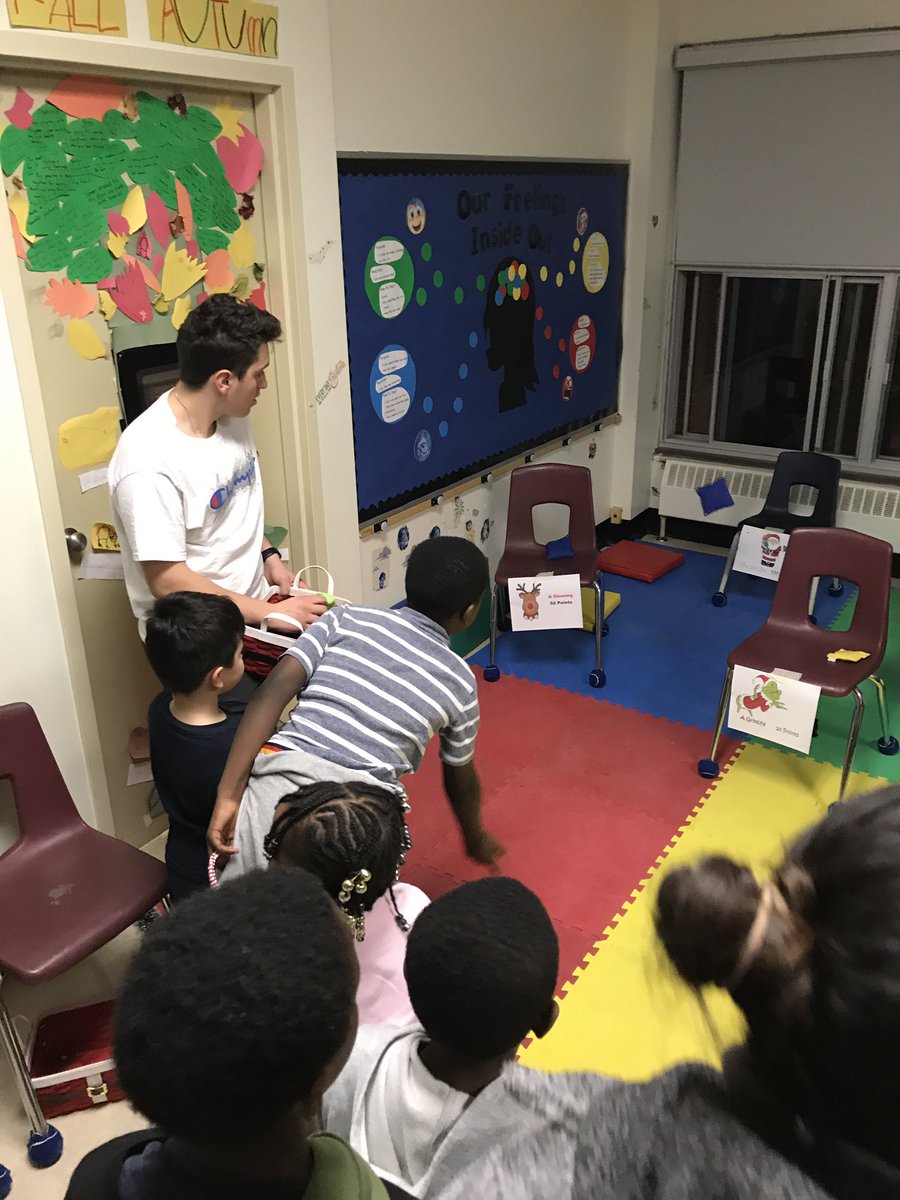 PinewayPS's tweet image. Pineway’s Annual Jingle Mingle is upon us!