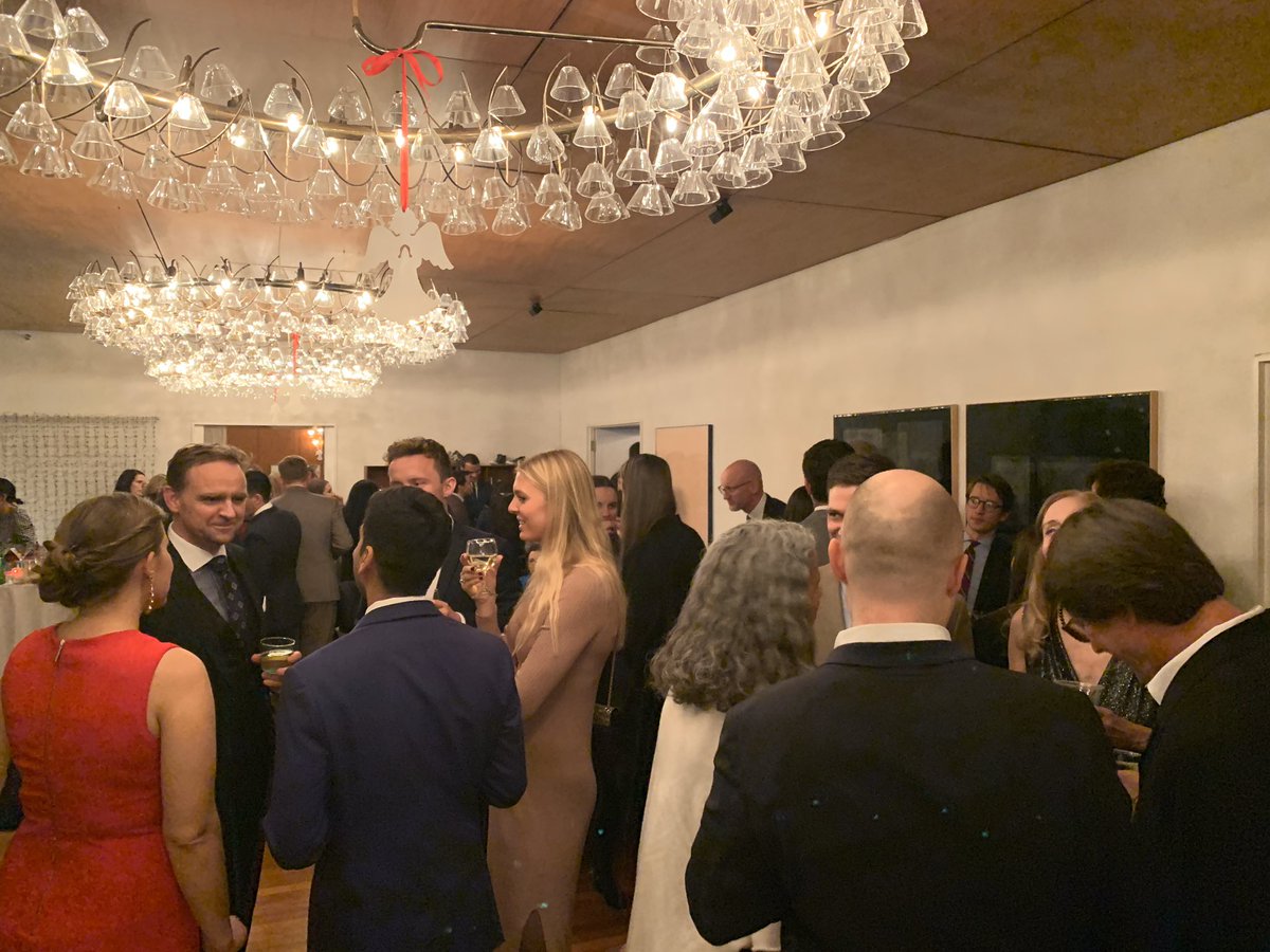 DKambUSA's tweet photo. Such a special night! #Christmas has finally arrived with the Annual Christmas Reception at the #Embassy. Thank you to @RepAnnieKuster, American Danish Business Council, @SJBrugger and all of our good friends and guests for celebrating with us. #DenmarkinUSA https://t.co/ZEU0vzH3Mo