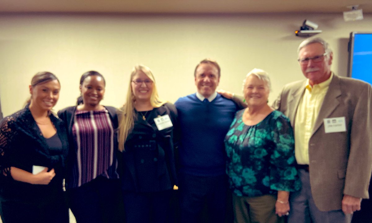 AGarciaVVUSD's tweet photo. Honoring Val Verde’s own Jared Carter at the Inland Empire Council for the Social Studies Educator of Excellence Award Ceremony. Thank you Jared for your dedication to our students! @trmsvvusd @ValVerdeUSD https://t.co/NjIS1MG8we