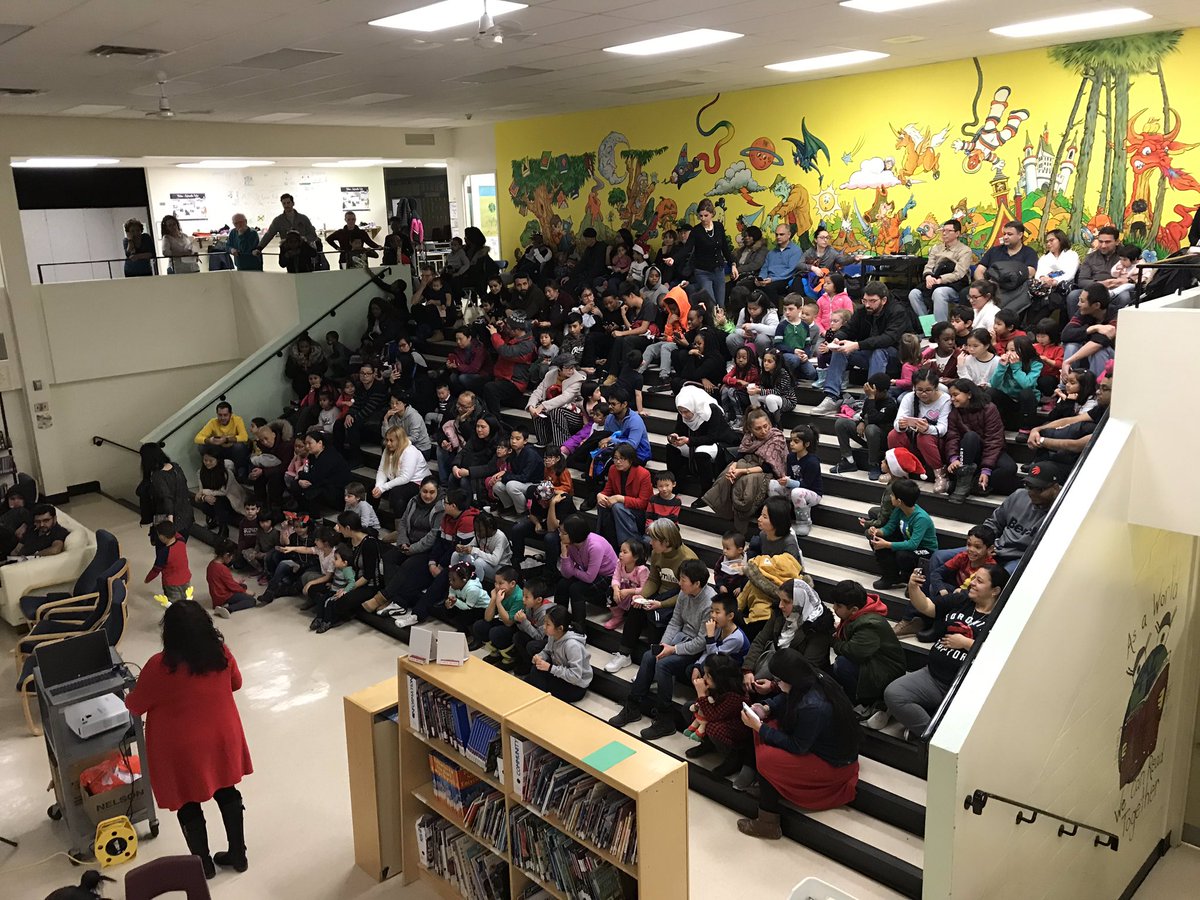 PinewayPS's tweet image. ... and to finish off the festivities, we gathered to sing and welcome an old friend!! Thanks Pineway!!