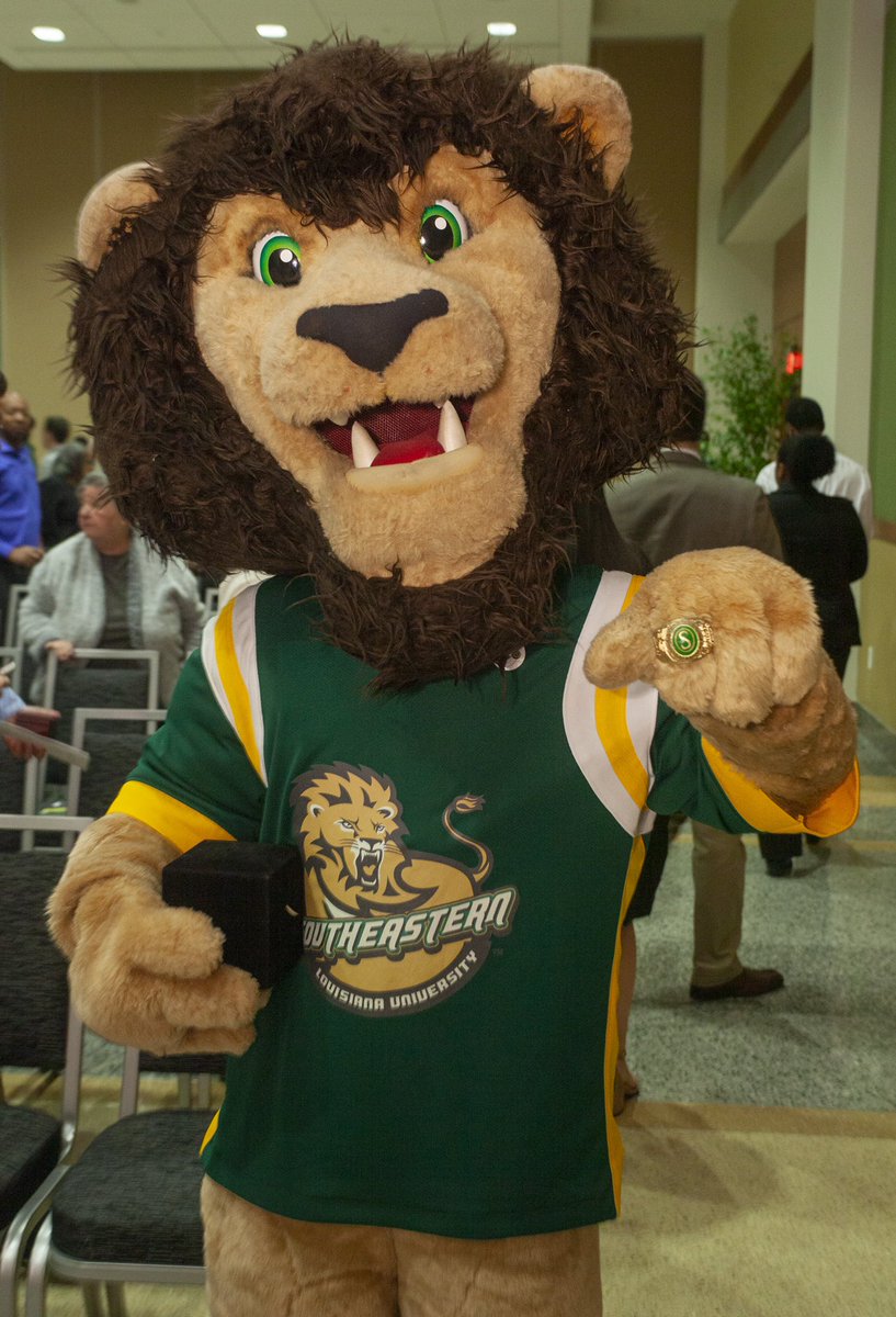 oursoutheastern's tweet photo. Look who got their #SoutheasternRing last night π
Congrats, @RoomieTheLion! https://t.co/Cp7JbNTECu