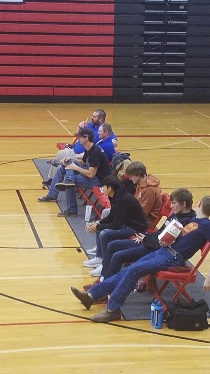 troylurz1's tweet photo. Gibbon wrestling at Ord tonight. Buffaloes getting ready. #BigPlans, #2019Version https://t.co/XB8eGEN2J5