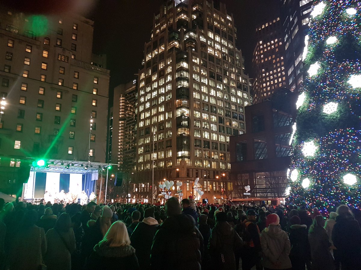 If you're feeling like it's time to shake your Christmas stockings, #YuleDuel2019 at #VancouverArtGallery is exactly the place to make it happen.