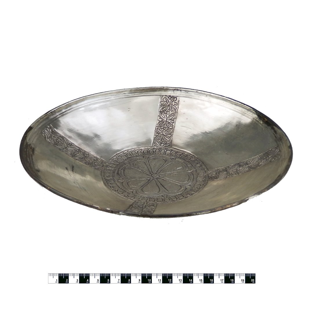 AbbeyMuseum's tweet photo. • Silver Bowl • England, Sutton Hoo • Byzantine, c 500-600 AD • Silver • Buried at Sutton Hoo were ten shallow silver bowls, imported from the Byzantine empire. 

• Facsimile artefact- See this on display at the Abbey Museum of Art &amp; Archaeology https://t.co/Ohe7uynjSW https://t.co/N59Yo3X650