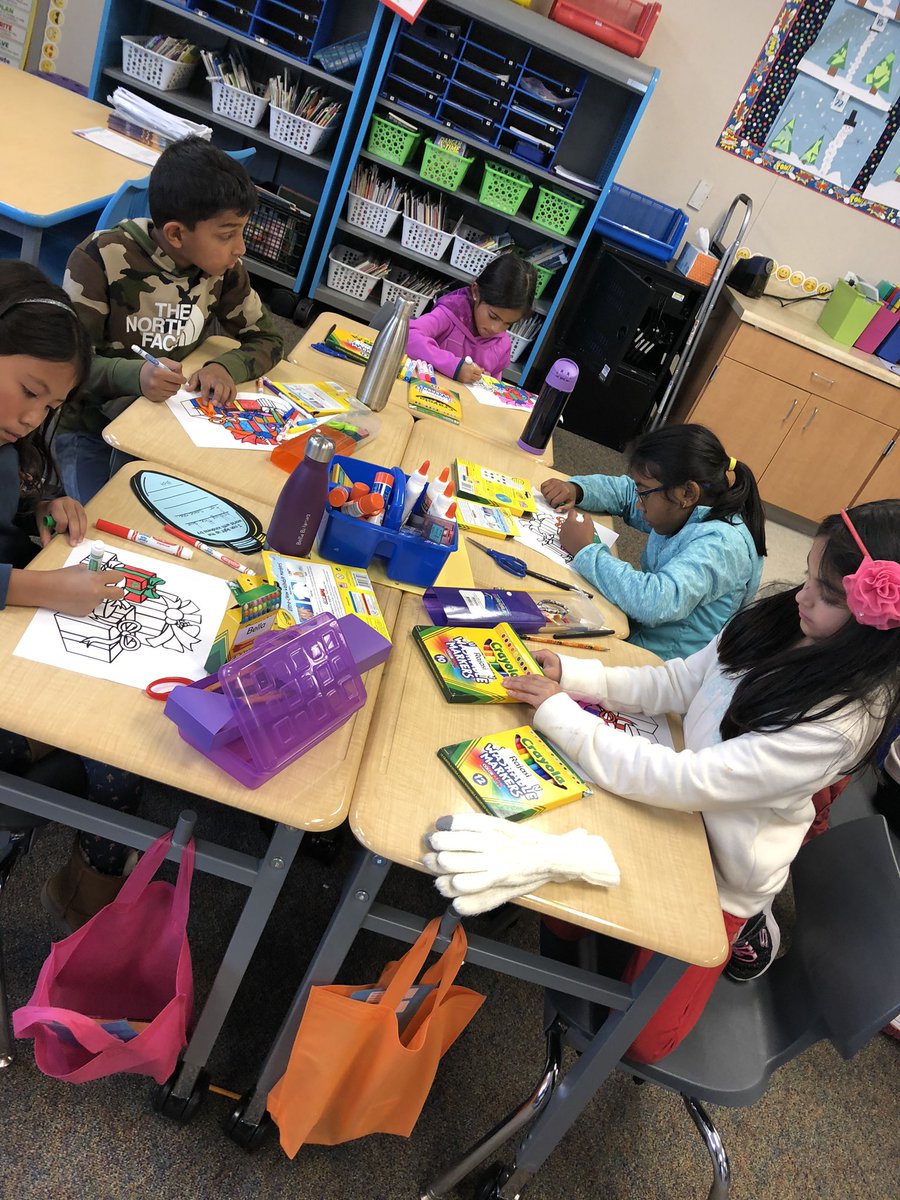 msjennaro's tweet photo. Day 2 of kindness prep! Tomorrow is the day we spread it! @AESowls #KindnessMatters https://t.co/2YROlDy2Ev