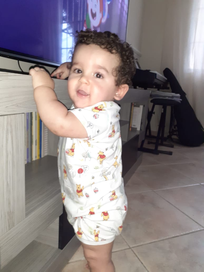 anderdsvieira's tweet photo. @glabarbosa Uma criança de 10 meses https://t.co/3UuydNRZHg