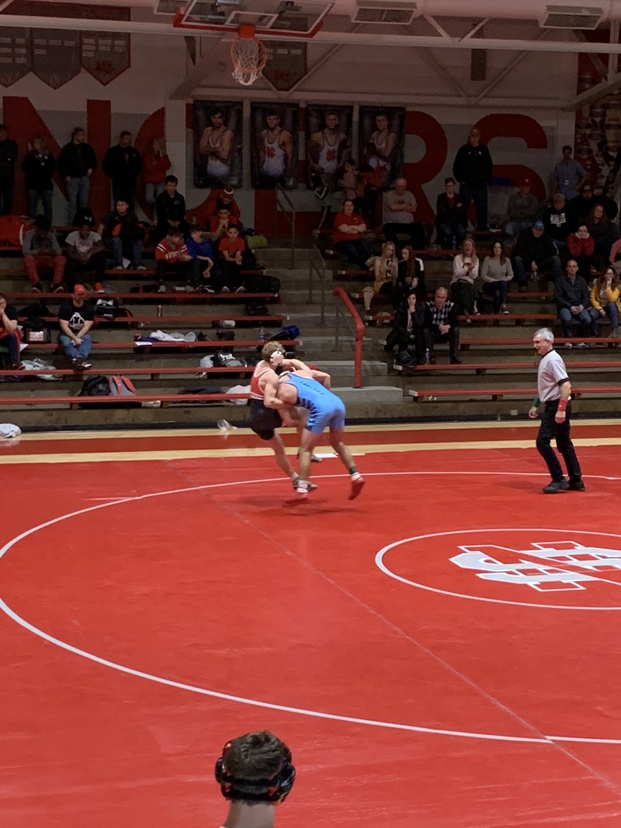 NSLancersWR's tweet photo. Deven Strief, Trenton Doty, Nate Link, and Jack Fahrenkrug all get pins to finish their night! #pinALS #lancernation https://t.co/iJYdNxzVwO