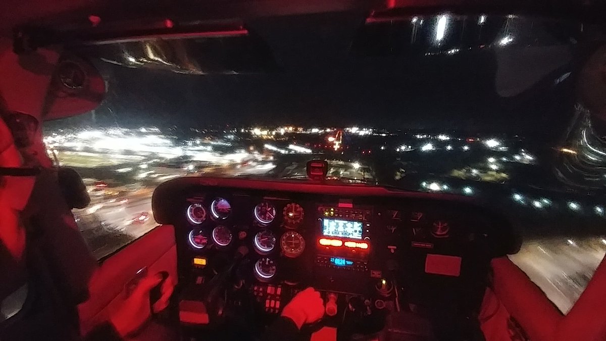 madmotojoe's tweet photo. Night IFR Training #AvGeek #C172 #flightdeckthursday https://t.co/y3Wuzvx4mS