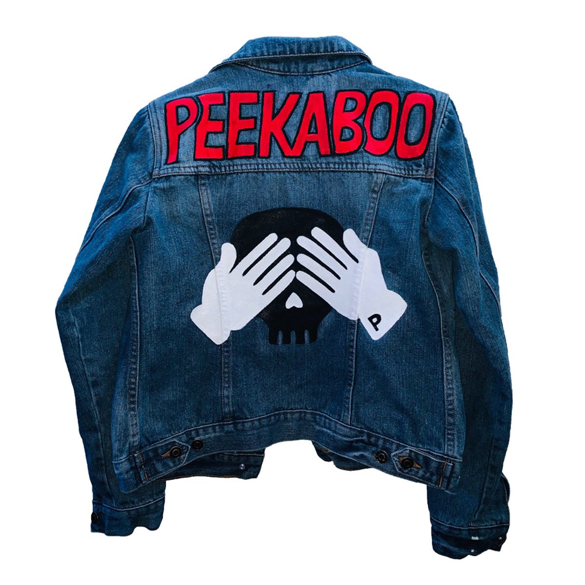 savceboy's tweet photo. PEEKABOO JACKET GIVEAWAY

To enter:
-Rt &amp; Like
-Tag a friend

Feel free to follow my IG: denim_dan

Ends 12/20 https://t.co/ifcQ6F6U5c