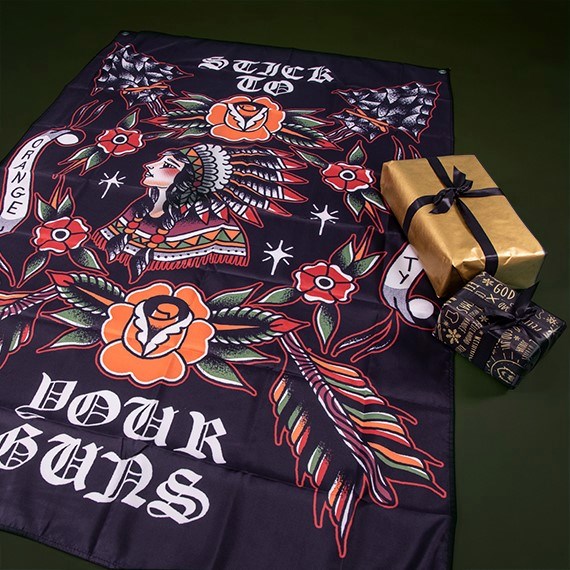 So many great options for Christmas gifts this year for a whole range of budgets. Flags are a great stocking filler and we've got loads to choose from including this wonderful one from <a href="/STYGoc/">Stick To Your Guns</a> 

Shop: imperi.cn/ig-poster-flags