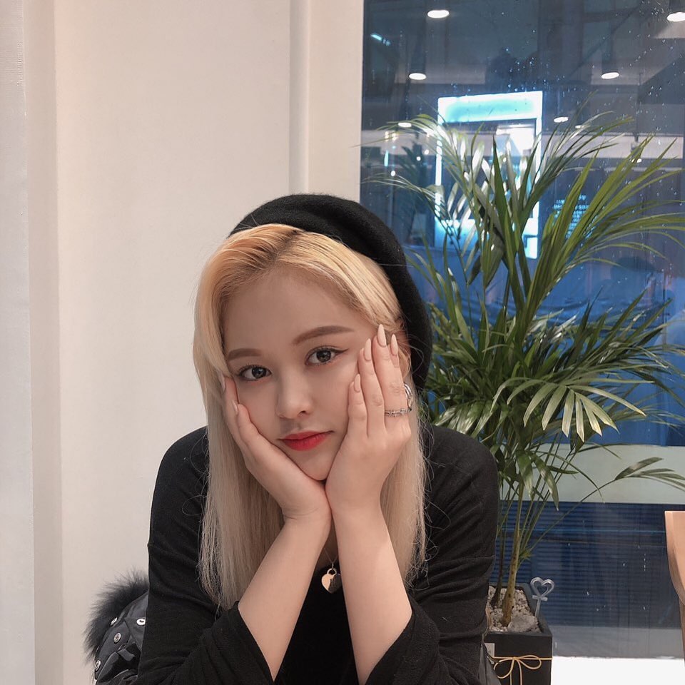everglowkr's tweet photo. 191205
it's really winter❄
#onacoldday #stayinginside #thinking_about_myforever #warmly #isthebest https://t.co/Ces71GORs5