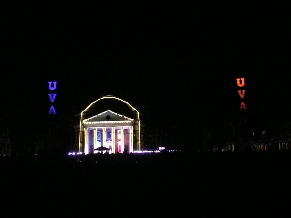 AngelaOrebaugh's tweet image. Fantastic time as always at @UVA Lighting of the Lawn. Great conversations with fellow professors  and students at the first generation reception! #iamfirstgen