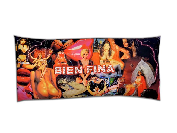 42in x 19in pillow and a duffle bag https://t.co/4yhpljABuz