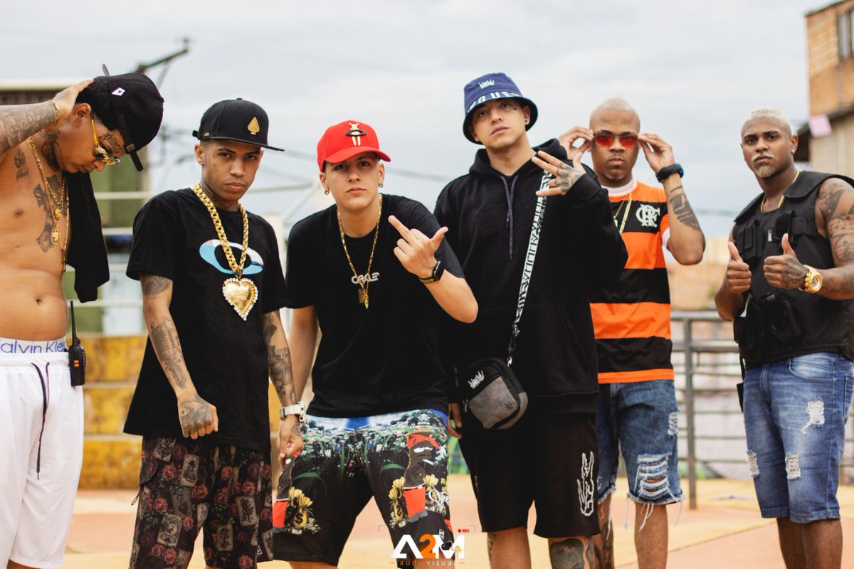 mcdanoneoficial's tweet photo. Vem clipezada com os brabos🤫🇧🇷
@McFrogOficial 
@mcleozinbh 
@mcjuniorpk 
@djjoaodainestan 
@djtginestan https://t.co/MFppXgNTO2