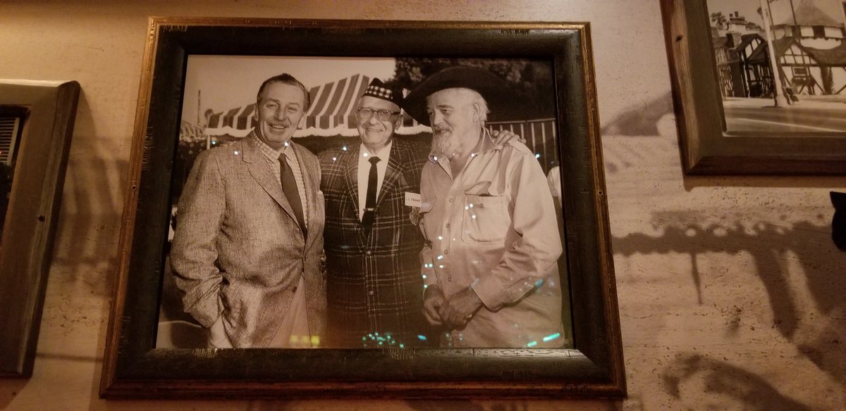 Disneyfan9523's tweet photo. I Had A Magical Time At The Tam O'Shanter Celebrating Walt Disney's 118th Birthday At His Favorite Restaurant And I Sat On Walt Disney's Table Number 31 In Honor Of His Birthday! #TamOShanter #WaltDisney #WalterEliasDisney #Disney #D23 #EatLikeWalt #Table31 @TamOShanterLA https://t.co/7QM1p7eLv1