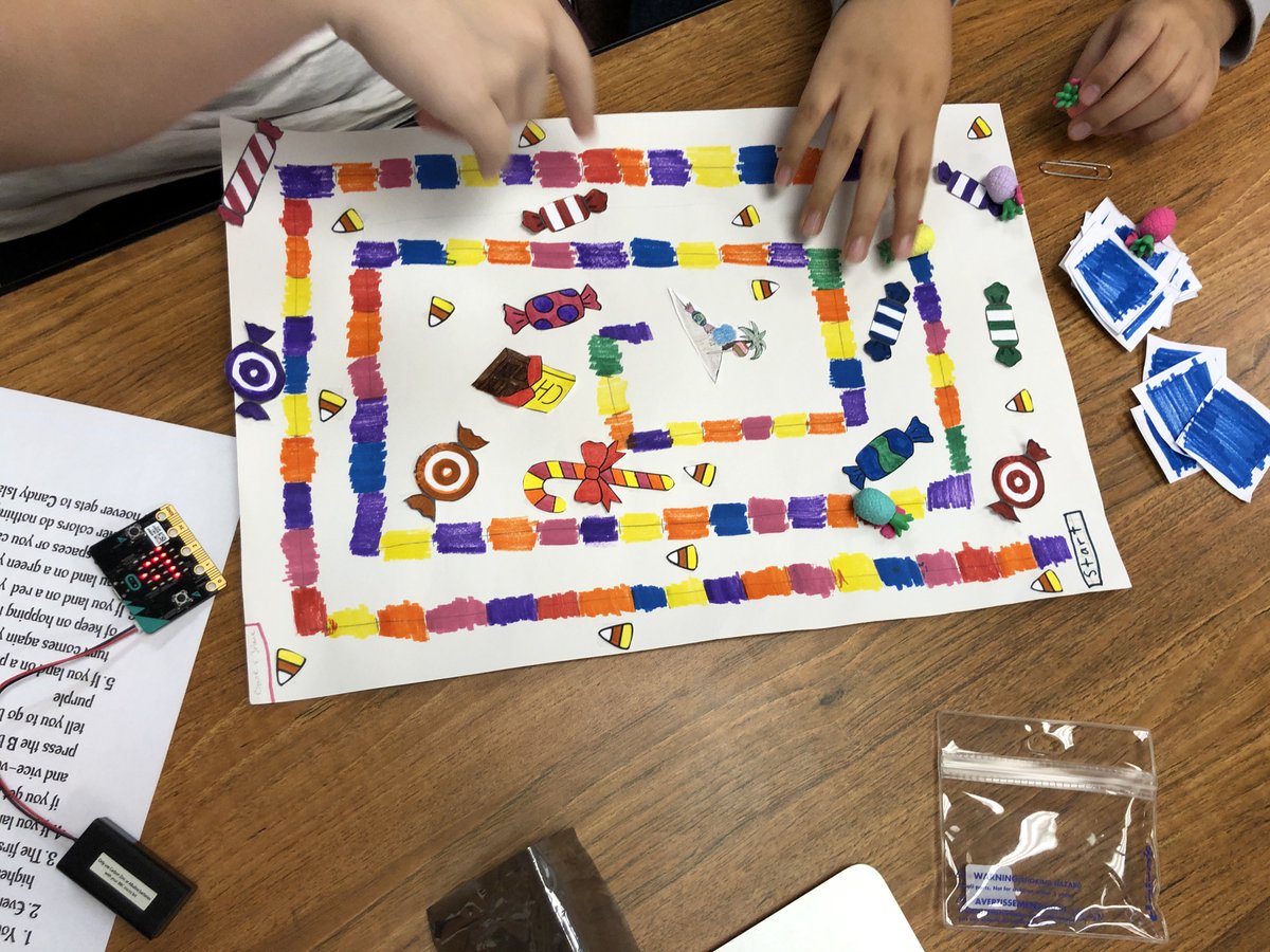 lfeld52's tweet photo. Part 3: It was a BUSY day at Lux Middle School for #HourOfCode. Thank you @codeorg @birdbraintech @microbit_edu @MSMakeCode, and @WonderWorkshop for the foundation supporting our future workforce! #lpsorg #lpscompsci https://t.co/XX5G7R4Dgr
