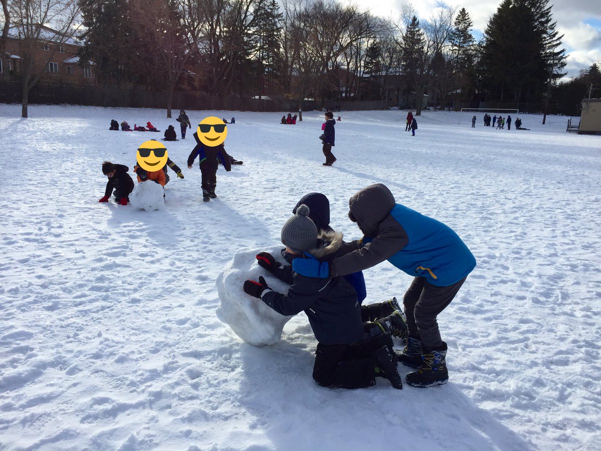 mstangfaywood's tweet photo. Kids enjoying the winter wonderland during recess.  @FinchPublic #TDSB #WinterWonderland https://t.co/9I42Zgxteo