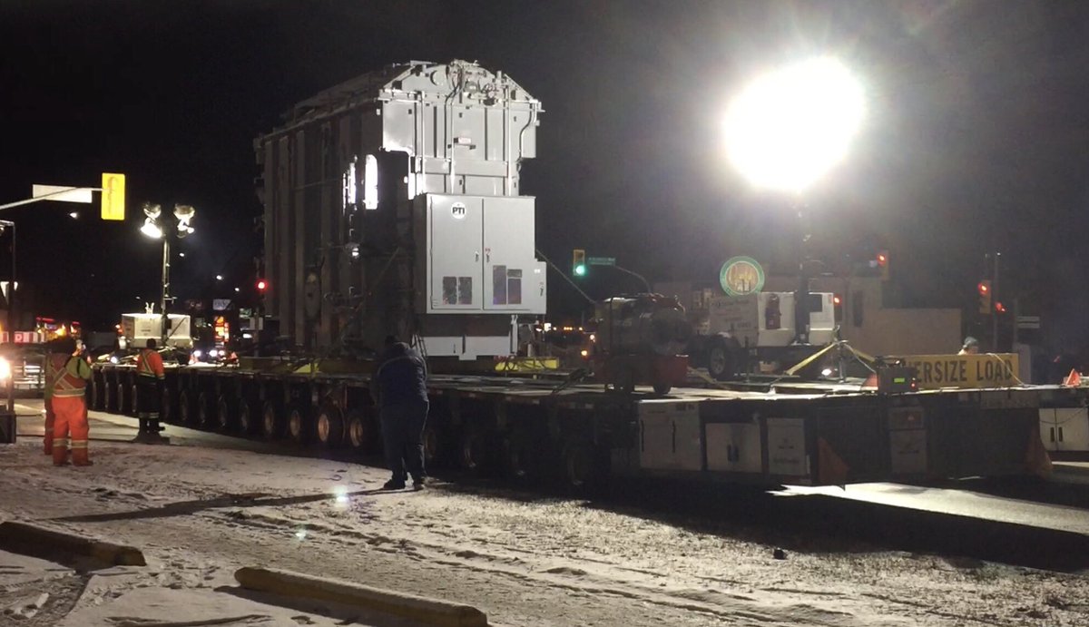 JudyJansenwpg's tweet photo. I had to check it out, very cool to watch ⁦@manitobahydro⁩ #massivemove https://t.co/MS7eQKtiCe