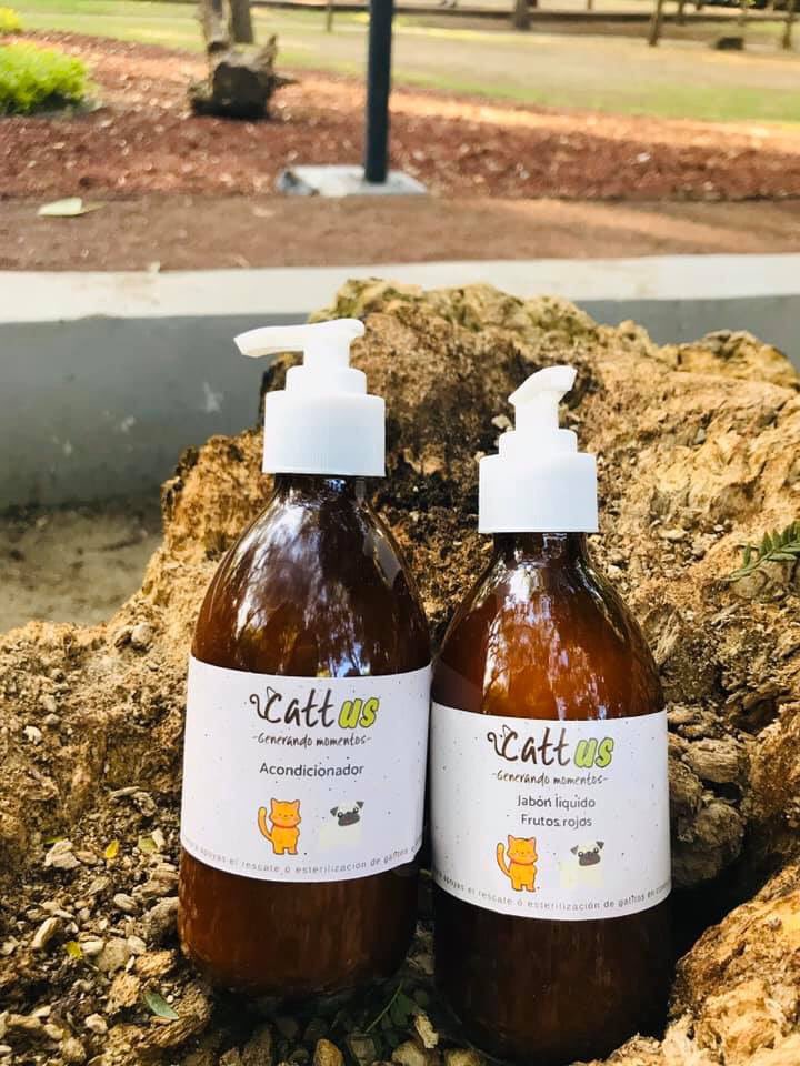 elcattus's tweet photo. Tenemos 10% de descuento en nuestros shampoos y acondicionador 🌱🐕🧡

#Compraconcausa #Productolocal https://t.co/S9CEvcSzXF