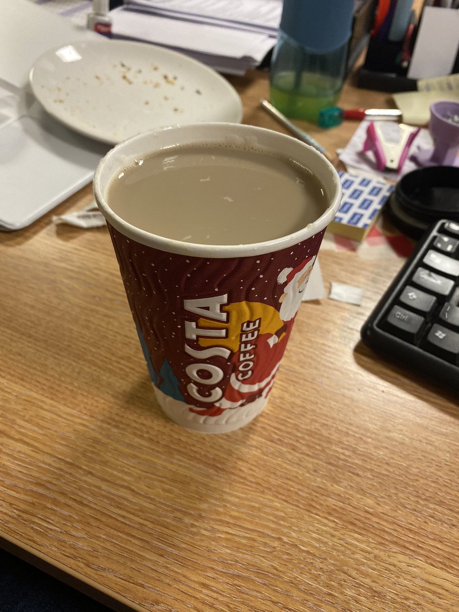 kellimarie1981's tweet photo. @CostaCoffee is this really what I asked for #no this is #weak #rubbish #decaf not a medium latte even told the server and they said it not but there is no #caffeine in this #disappointed #gutted #costacoffee #notimpressed #weekly #delight #gonewrong https://t.co/7cQO0N4OpZ