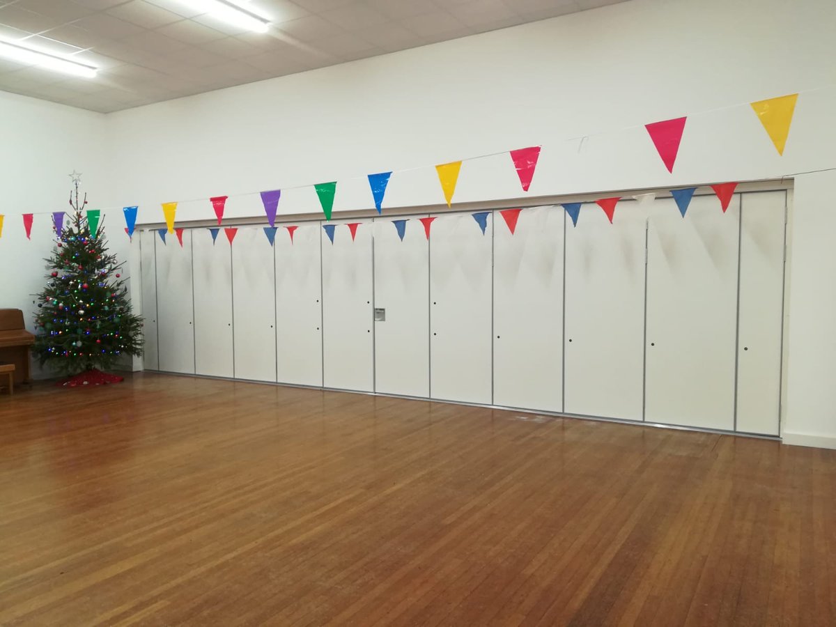 Becker_Walls's tweet image. Working with @Greendale_Build , another successful SM3 partition installed at Whitchurch Primary School. #slidingpartition #foldingwall