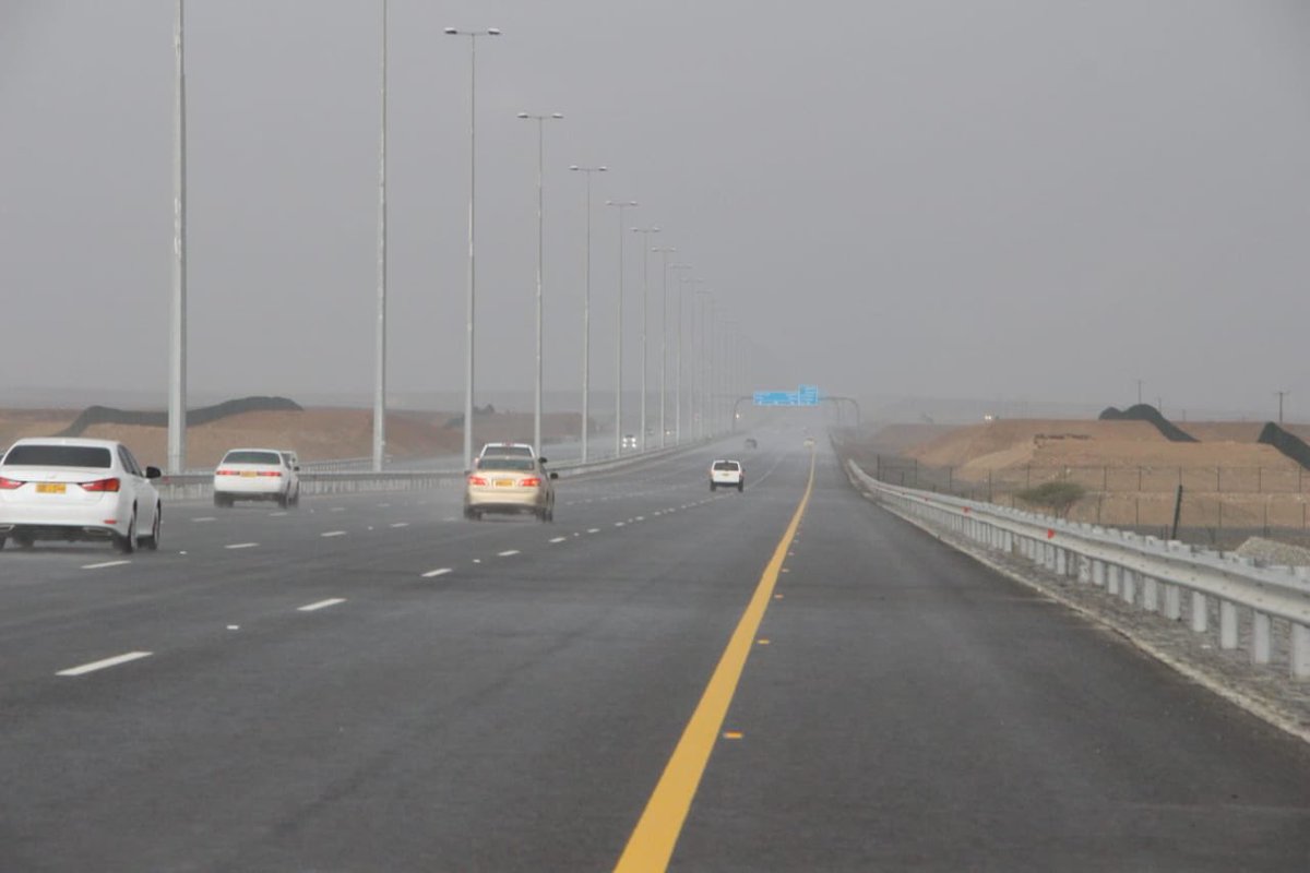 حالة جوية تستاهل التوثيق باذن الله تعالى على محافظات السلطنة باذن الله يومي السبت والاحد #أخدود_الثجاج