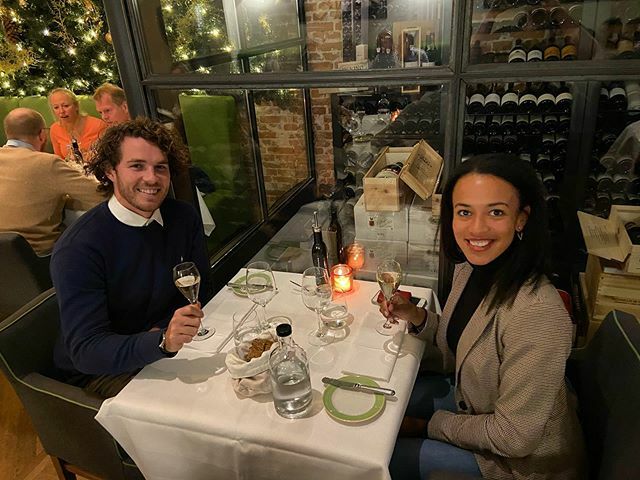 yannickenting's tweet photo. Heerlijk avondje was het zeker! #dineandwine #vineum #5gangengenieten #rotterdam #tothemoonandback #iloveyou #wifeygoals #heerlijkavondje #luckyme #lookatthatbeauty https://t.co/DXYVnRk5PR
