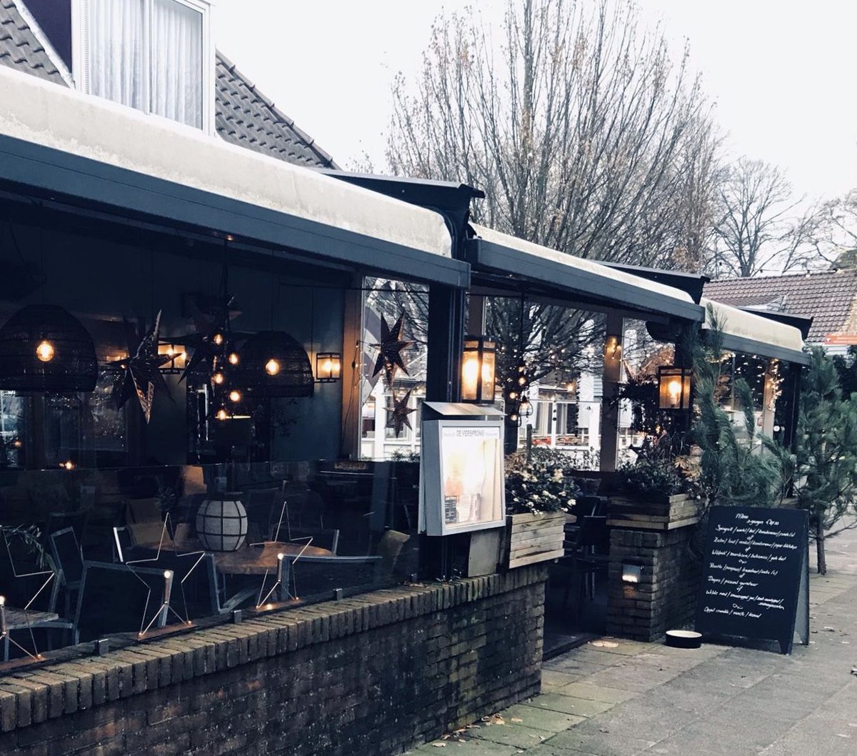 4sprong's tweet photo. Ook al zo zin in kerst? Wij in iedergeval wel! Nog geen plannen? Kijk op onze site voor onze planning van de feestdagen.🌲 https://t.co/aej8OBPwua