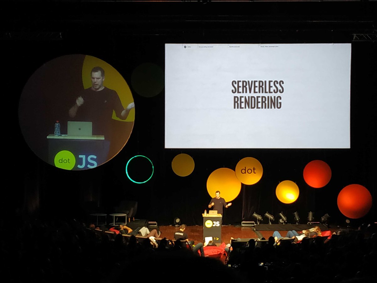 zero12srl's tweet photo. Alcuni scatti da #dotjs conference ! #Serverless metodologie di lavoro con attenzione al context switching e molto altri argomenti trattati durante il primo giorno!  #javascript #developerlife https://t.co/1iabNzh6Oo