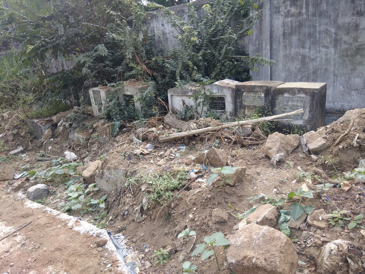 ViceMPP_Mulugu's tweet photo. కుత్బుల్లాపూర్ స్మశానవాటికలో మా కుటుంబసభ్యుల సమదులపై GHMC వ్యర్థలతో నింపి మా మనోభావాలను మరియు మానసిక శోభాకు గురిచేస్తున్నారు

కావున తగిన చర్య తీసుకోవాలని అధికారులను ఆదేశించగాలరు https://t.co/OMWkrEv3Bs