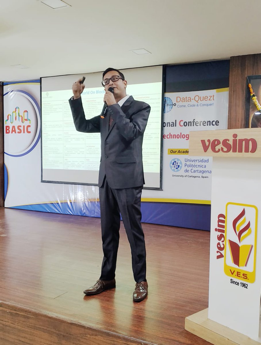 VESIMspeaks's tweet photo. "Blockchain Dapp's focus on decentralized network will cause a paradigm shift in the industry software models"- Mr. Vikash Kumar, Group Chief Marketing Officer, ERA Swap Technologies.
@vikashkumariim 
#Vesim #Basic19 #DataAnalyst #Blockchain https://t.co/Btm6kemseJ