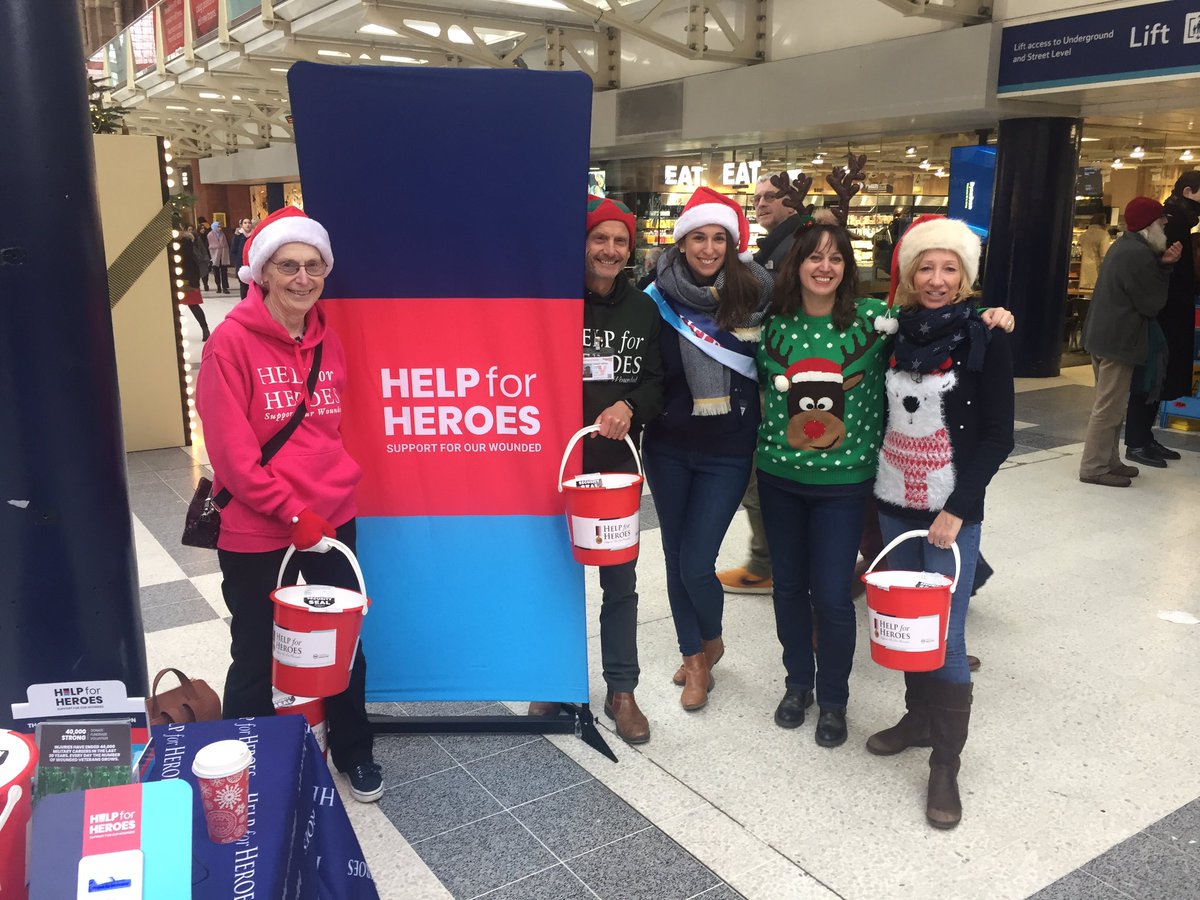 MarkElliott52's tweet photo. We at @HelpforHeroes never forget that Volunteers are the only human beings who truly reflect this nation's compassion, unselfish caring and passion . Thank you for everything you do 🙏 #charity #Veterans @TfL https://t.co/2nbEgz6aUO